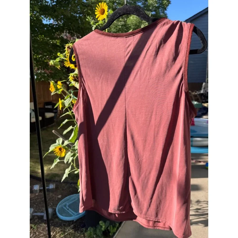Simply Vera Wang Sleeveless Embellished Rust Color Tank L
